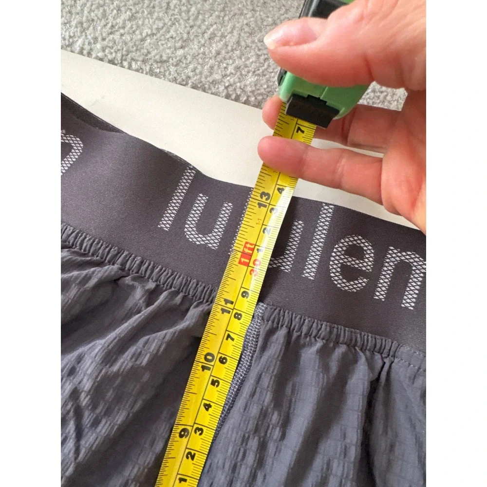 Lululemon Logo Waistband High-Rise Training Shorts wide waistband built-in liner